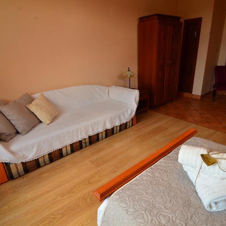 Baronka Bed & Breakfast & Bistrot Betliar Extérieur photo
